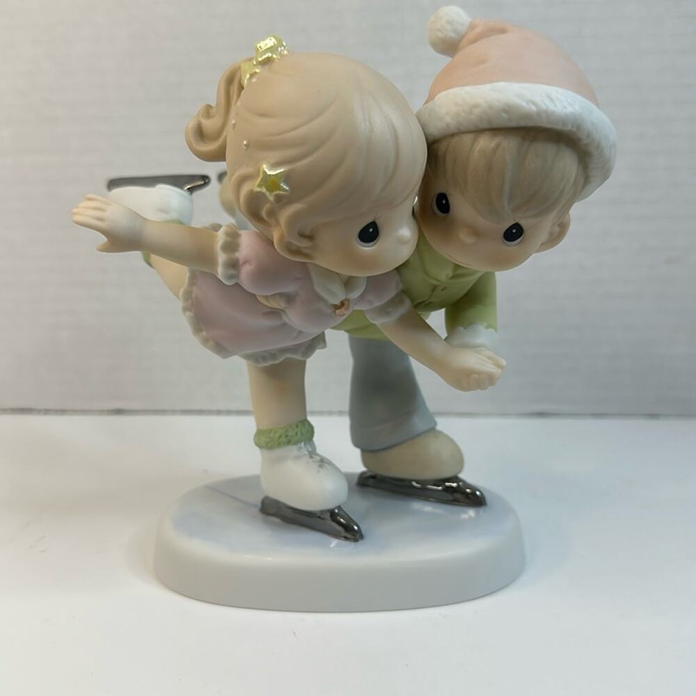 Vintage 1999 Precious Moments Figurine